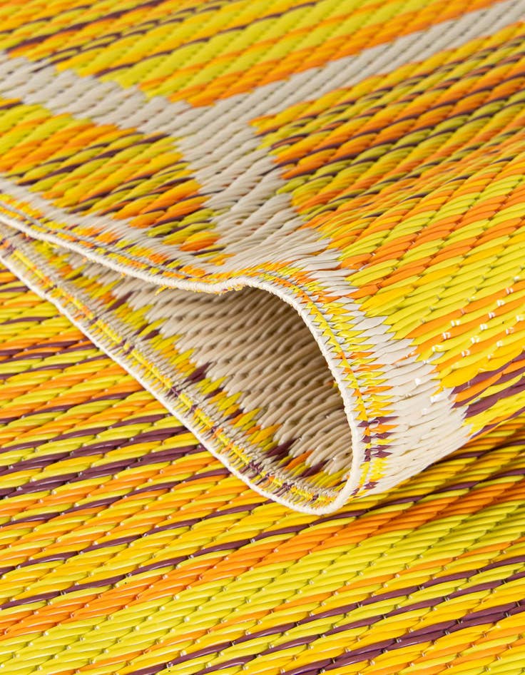 Detail image of  2' x 6'  Washable Vista Breeze Indoor / Outdoor Runner Rug