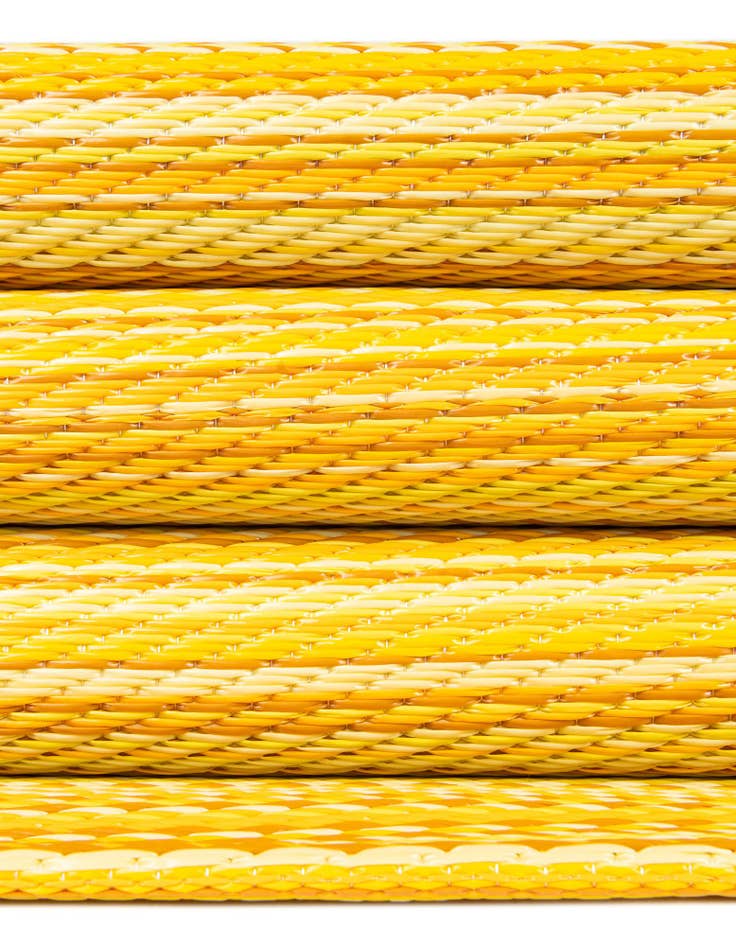 Detail image of  2' x 6'  Washable Vista Breeze Indoor / Outdoor Runner Rug