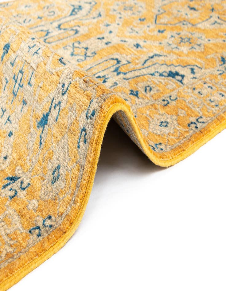 Detail image of  2' 9 x 9' 7 Ziegler Wool Runner Rug