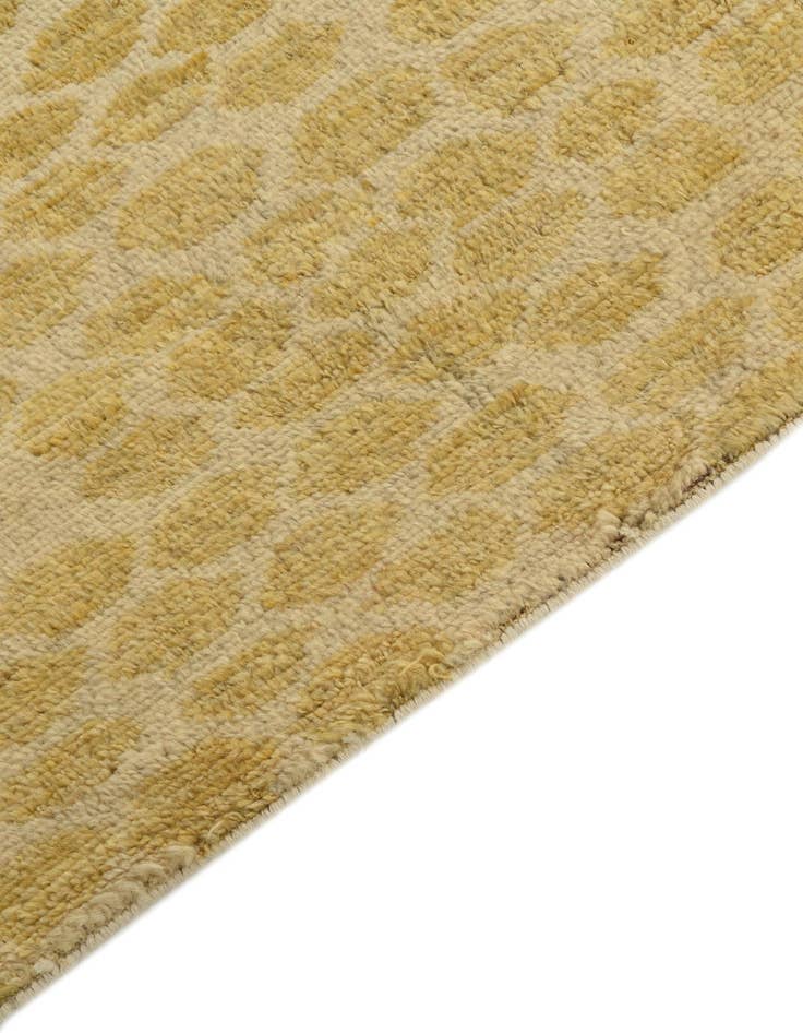 Detail image of  3' 4 x 3' 4  Hand Knotted Darya Wool Square Rug