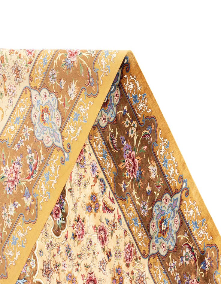 Detail image of  6' 6 x 6' 10 Ghom Silk Square Rug