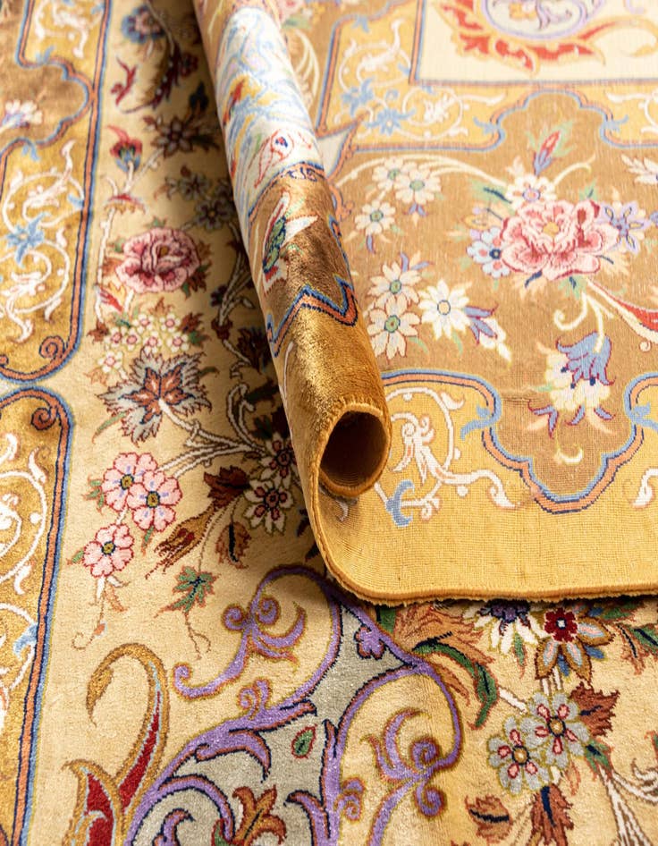 Detail image of  6' 6 x 6' 10 Ghom Silk Square Rug