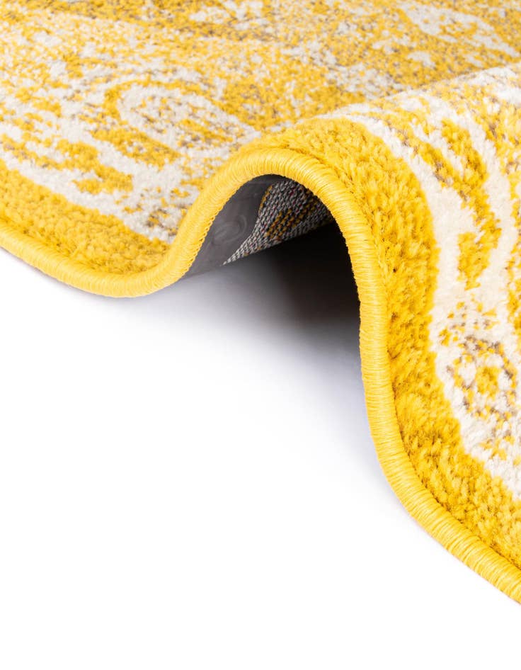 Detail image of  7' 10 x 7' 10 Madeline Square Rug