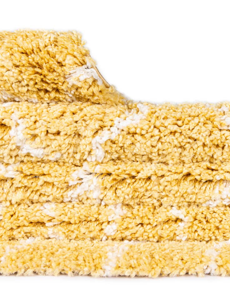 Detail image of  8' x 8' Moroccan Shag Square Rug