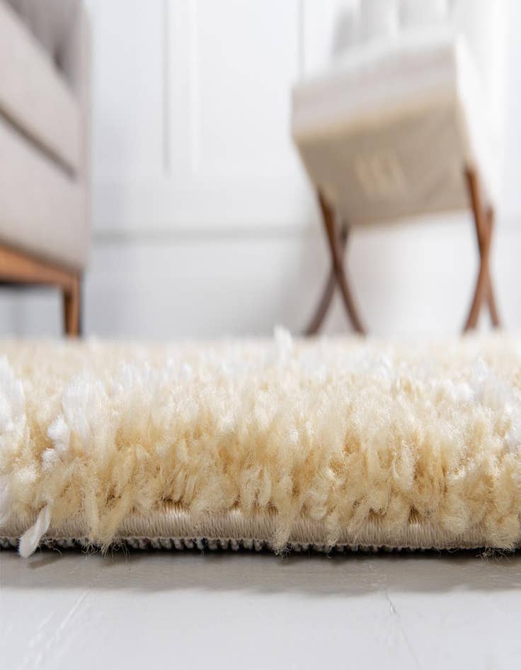 Detail image of  8' x 8' Moroccan Shag Square Rug